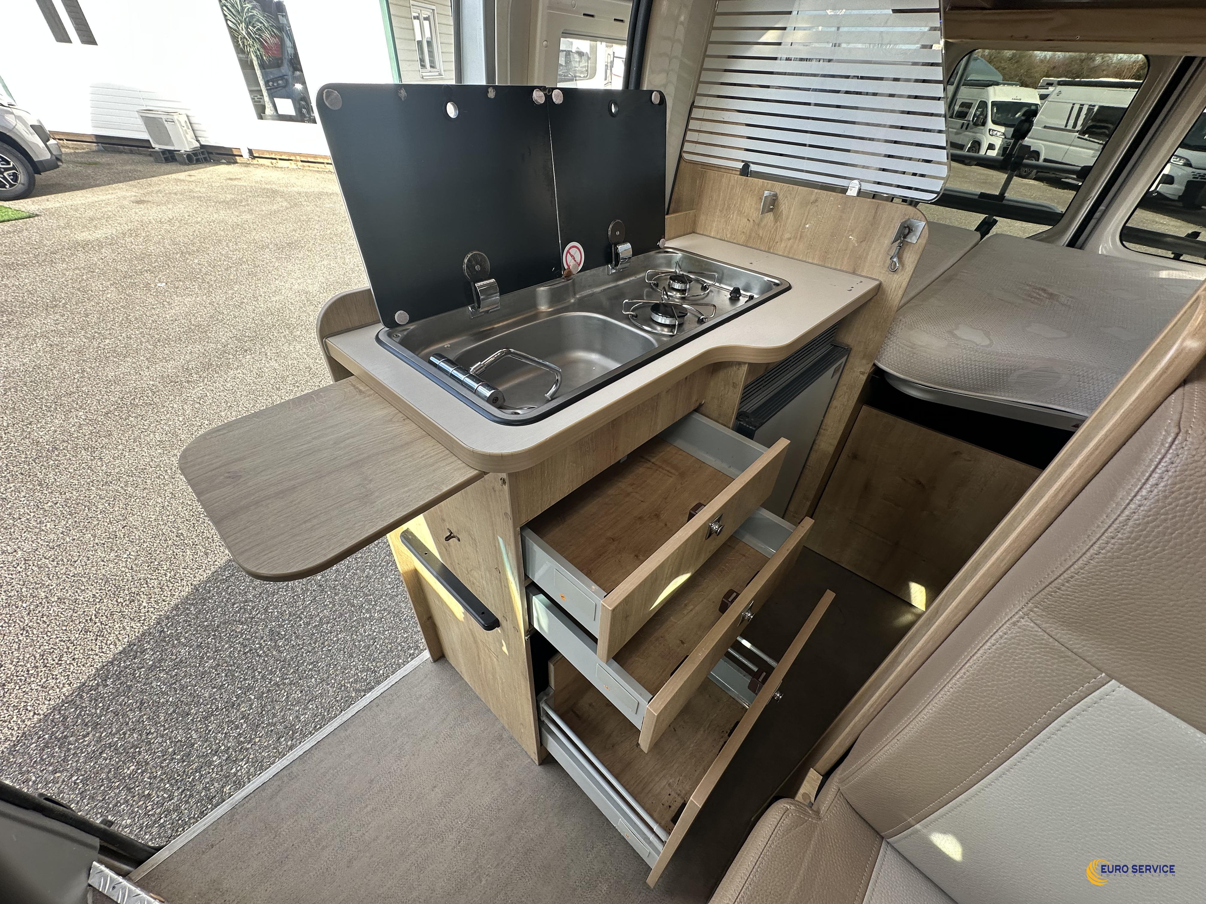 FONT VENDOME MASTERVAN XS