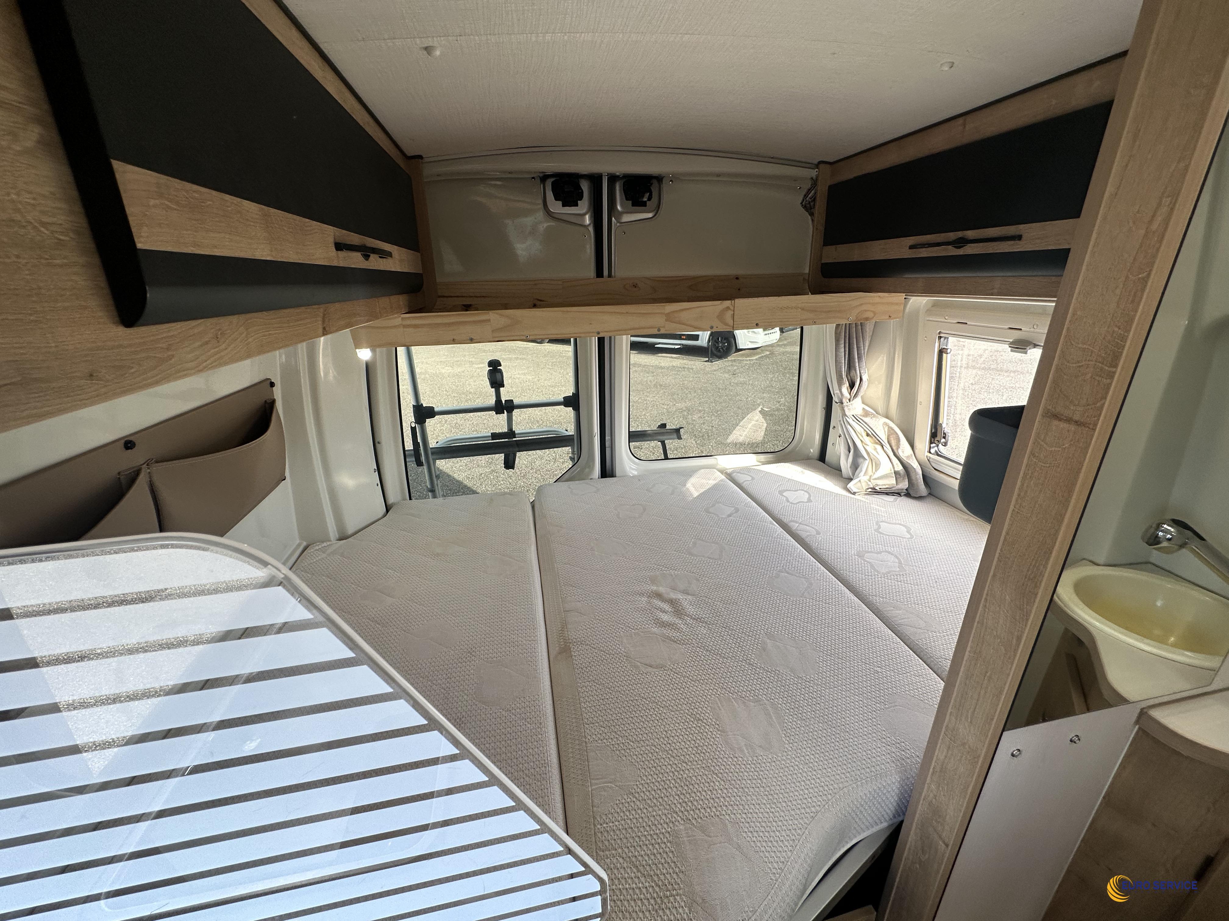 FONT VENDOME MASTERVAN XS