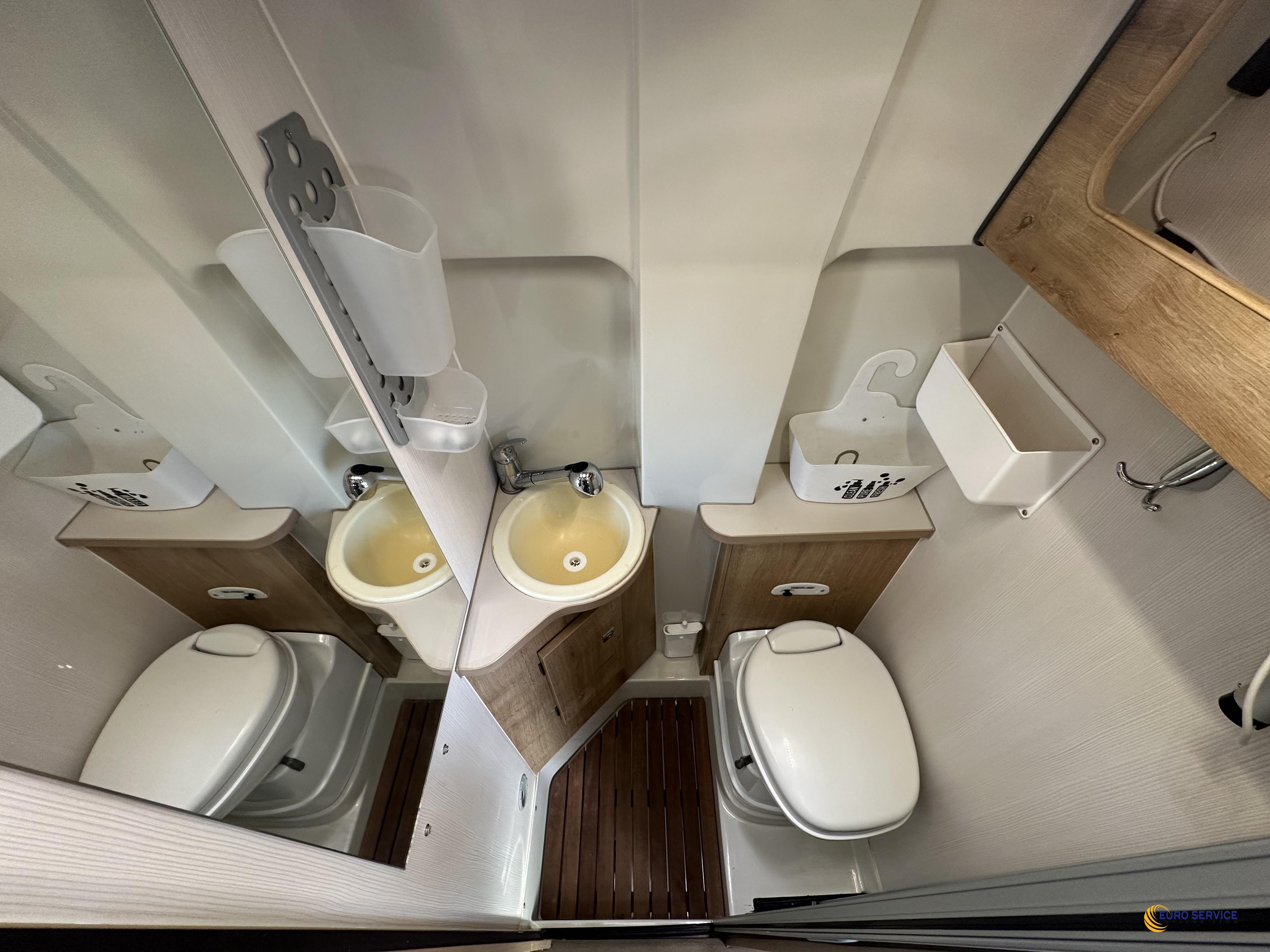 FONT VENDOME MASTERVAN XS