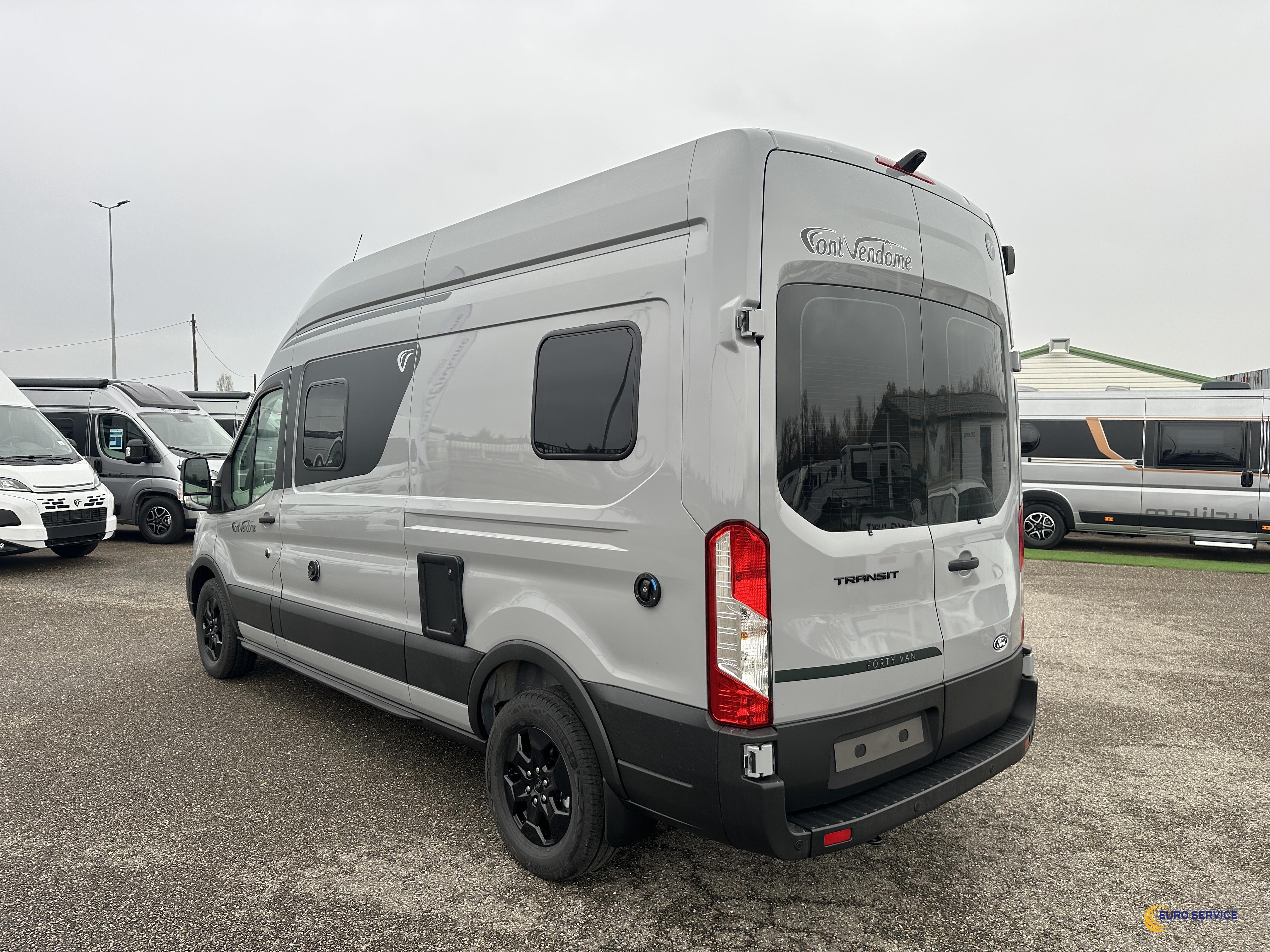 FONT VENDOME FORTYVAN 4X2