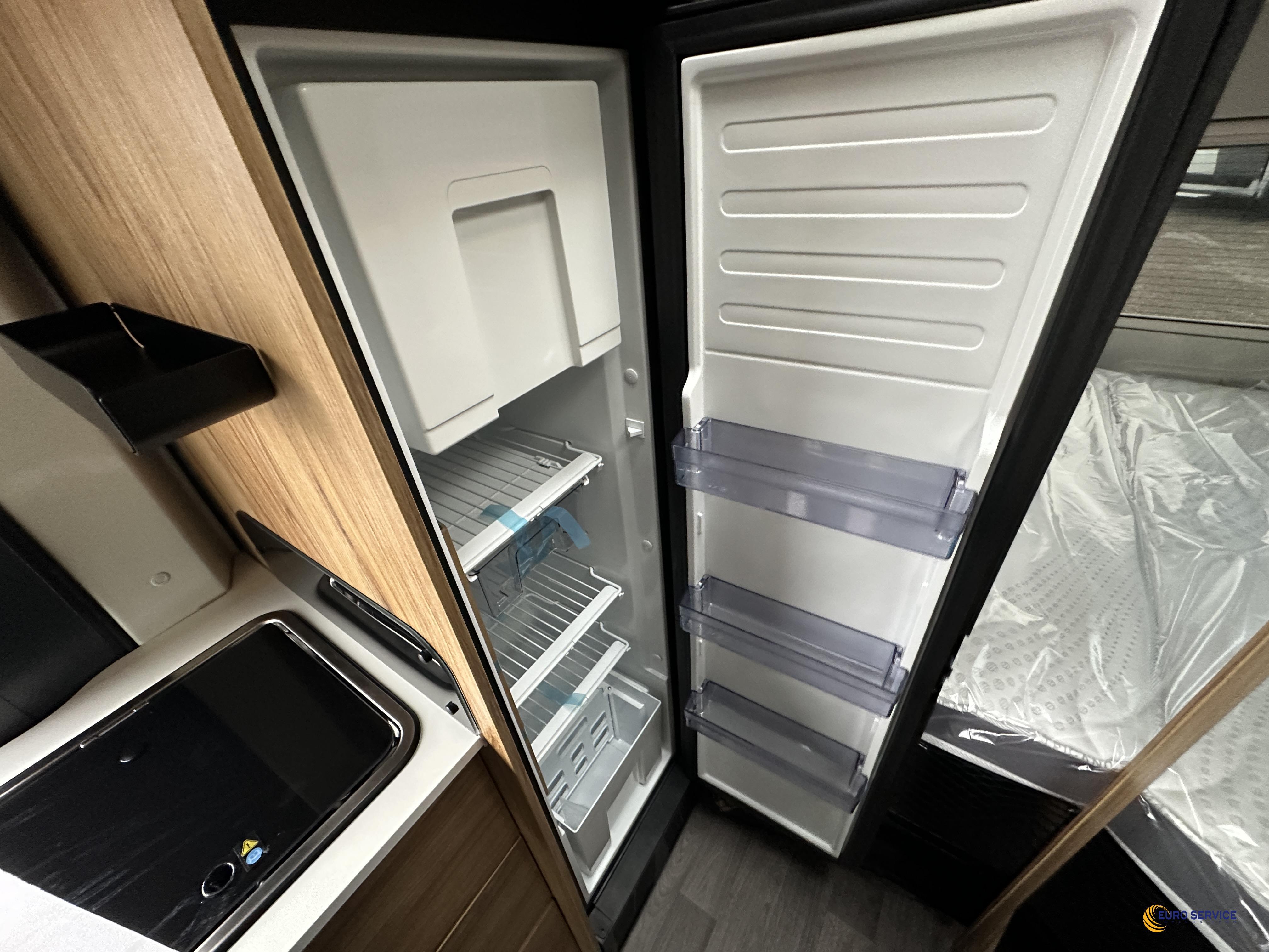 FONT VENDOME FORTYVAN 4X2