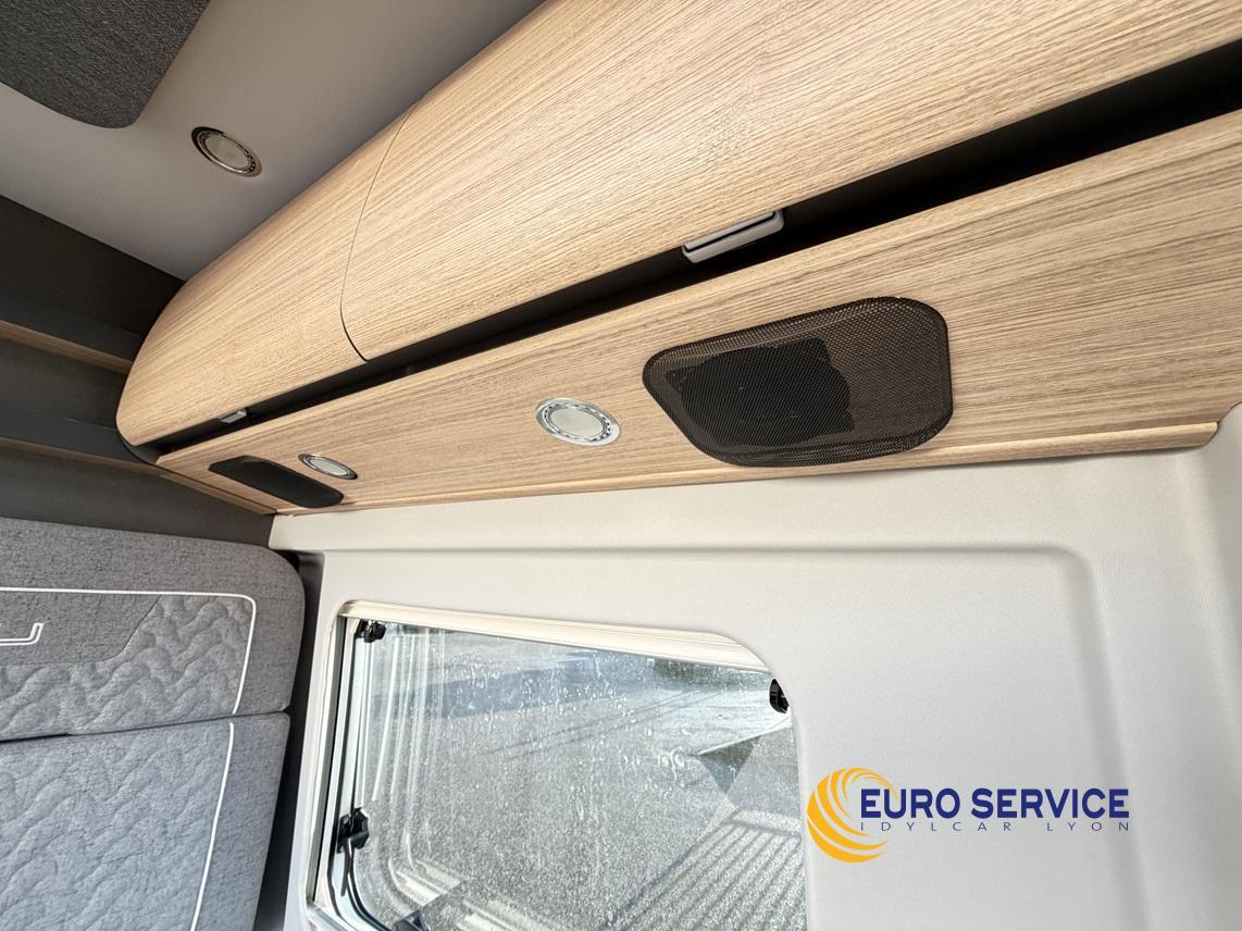 MALIBU MALIBU VAN FIRST CLASS GT SKYVIEW 640 LE RB