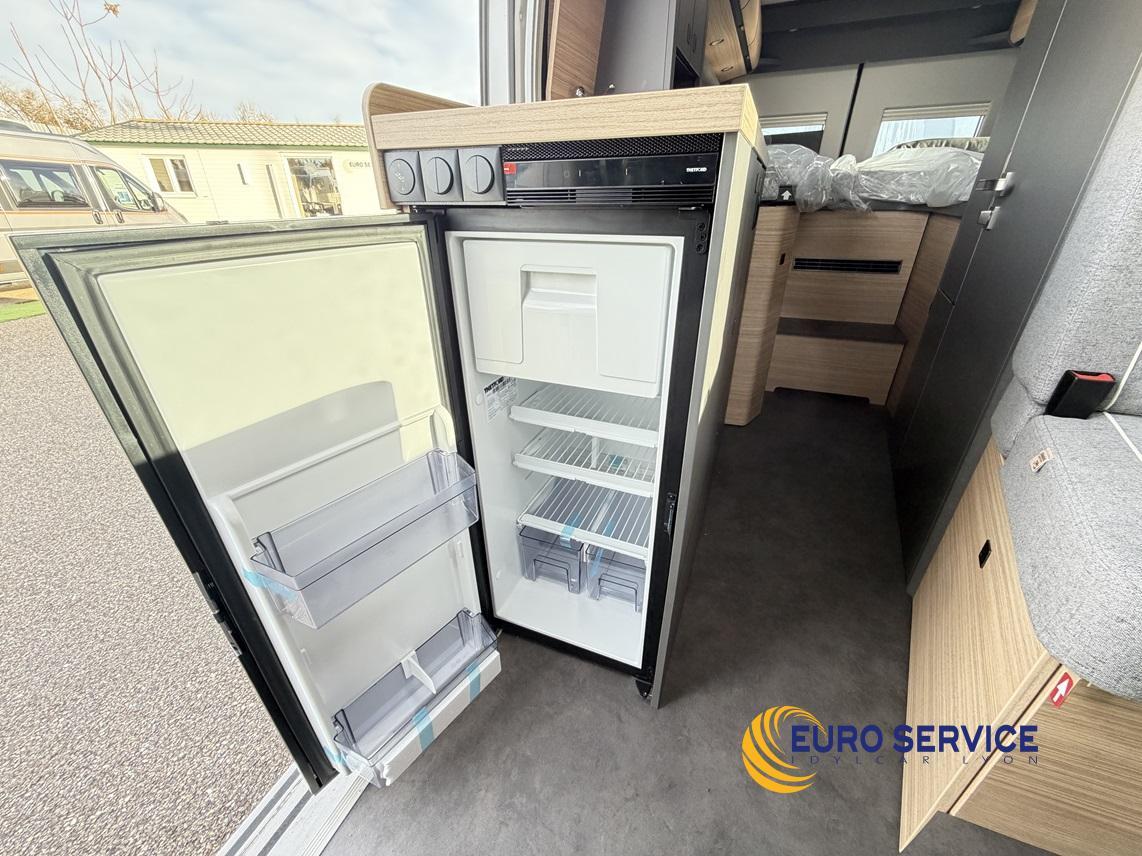 MALIBU MALIBU VAN FIRST CLASS GT SKYVIEW 640 LE RB