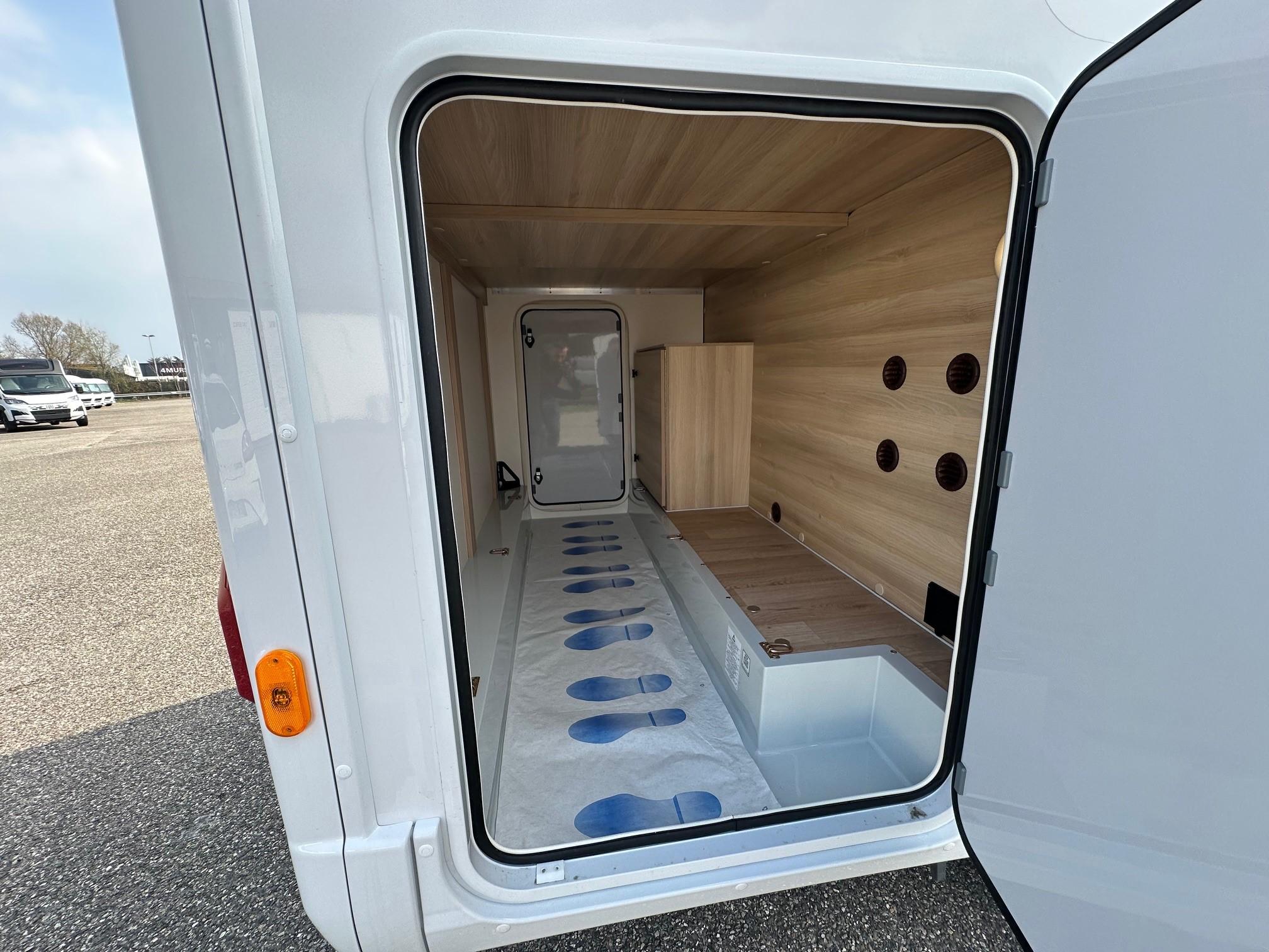 ITINEO FAMILI COMPACT CJ 660 BVA