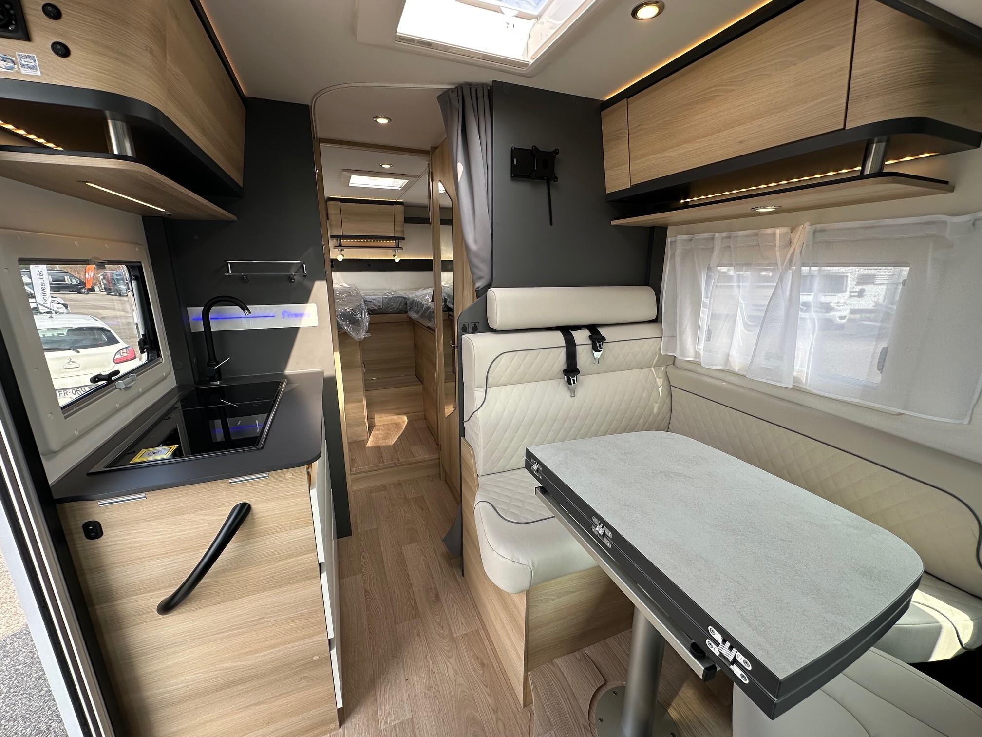 ITINEO FAMILI COMPACT CJ 660 BVA