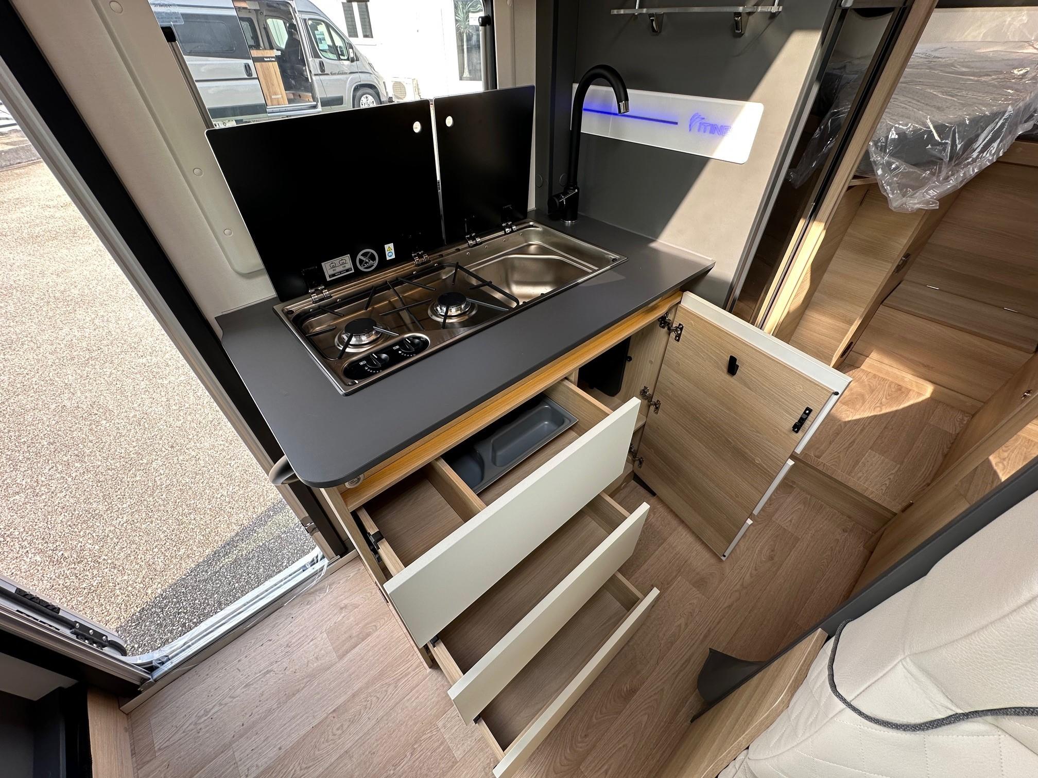 ITINEO FAMILI COMPACT CJ 660 BVA