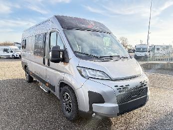 MALIBU MALIBU VAN FIRST CLASS GT SKYVIEW 640 LE RB